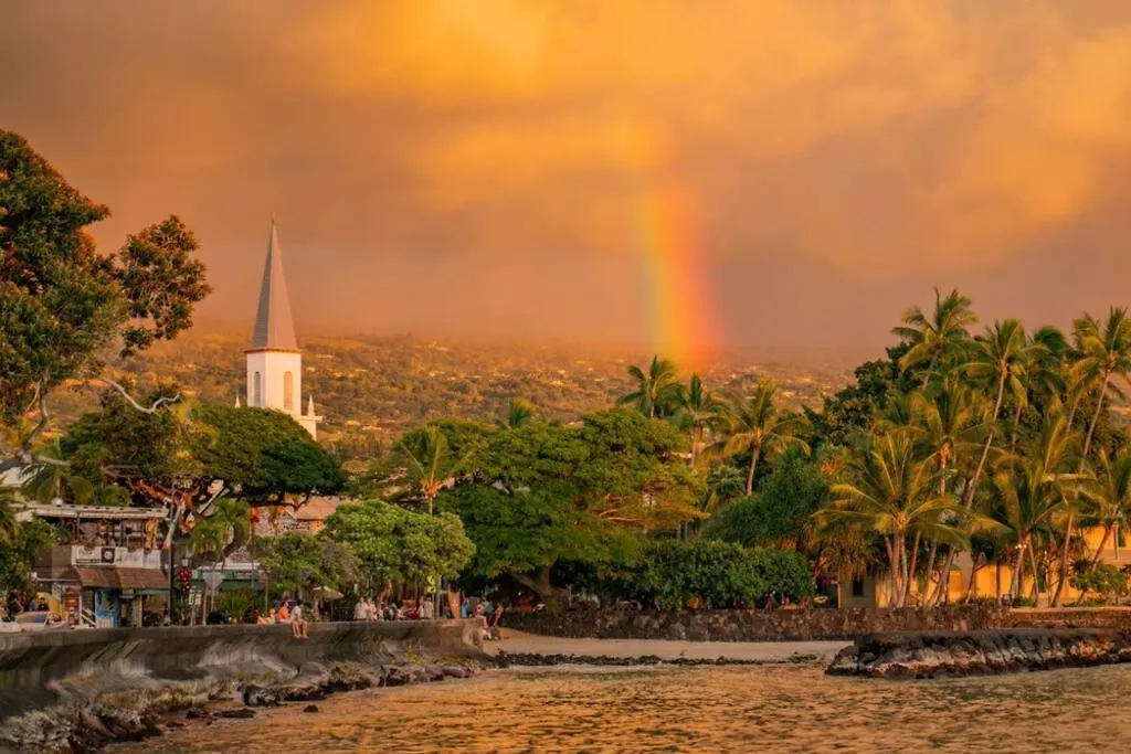 Beautifully Renovated Oceanfront Condo W/ Breathe Taking Views! - Hale Kona Kai 302 Kailua-Kona