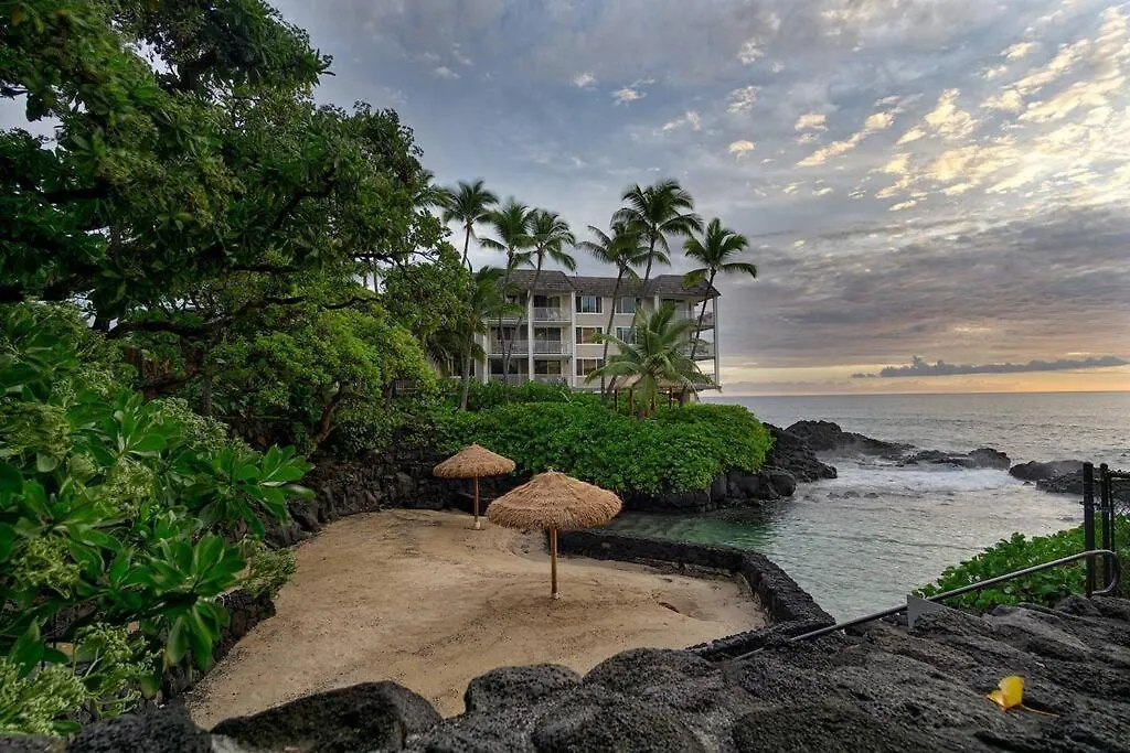 Сasa de vacaciones Beautifully Renovated Oceanfront Condo W/ Breathe Taking Views! - Hale Kona Kai 302 Kailua-Kona
